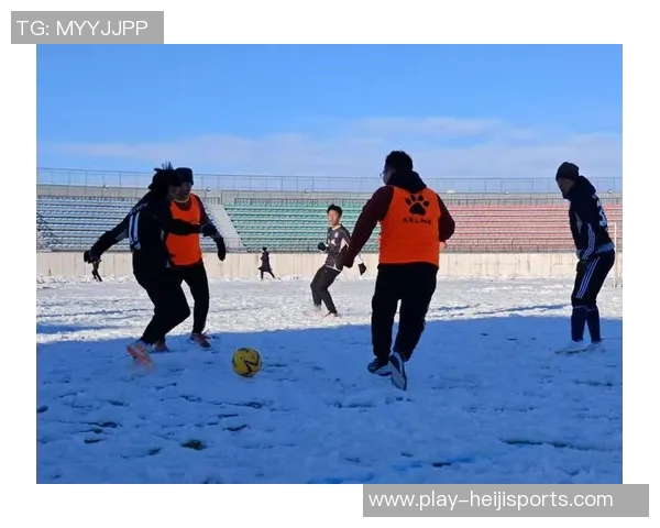 冬季足球装备全攻略温暖舒适助你在寒冷天气中尽情驰骋球场